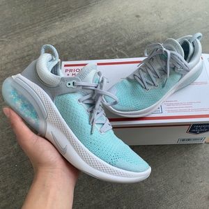 Nike Joyride flyknit